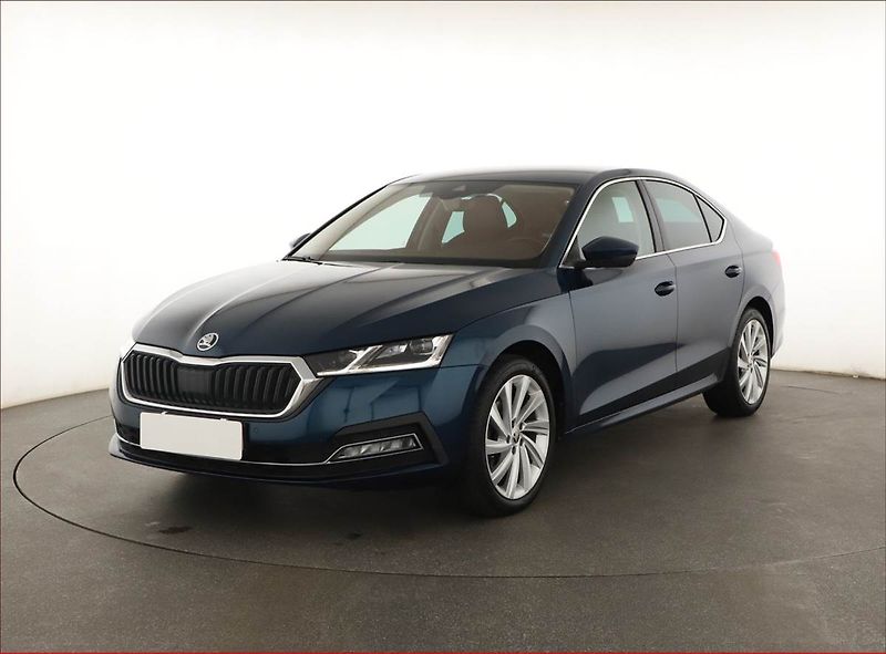 Škoda Octavia (2023) Style 1.5 TSI - fotka 2 z 20