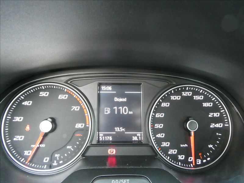 Seat Ibiza 1,0 MPi 55kW serviska - fotka 32 z 41