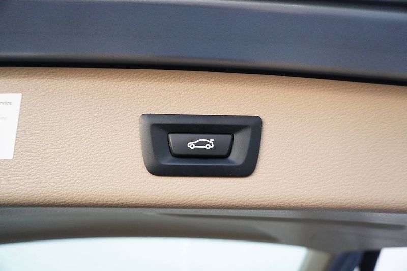 BMW X3 - fotka 20 z 26