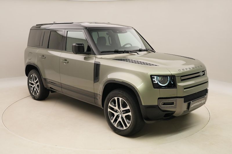 Land Rover Defender 110 D300 X-DYNAMIC SE - fotka 16 z 47