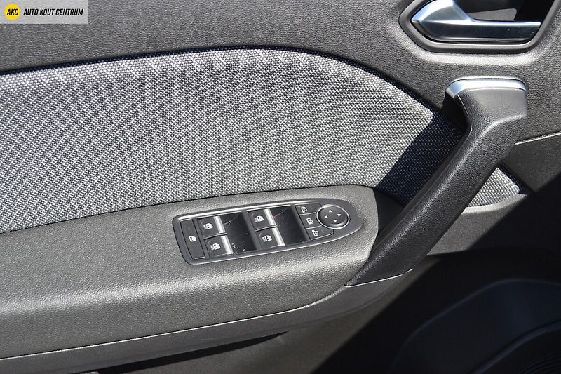 Renault Symbioz TECHNO MILD HYBRID 140 PANORAM - fotka 22 z 64