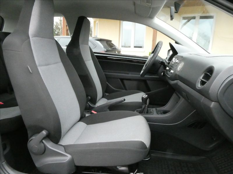 Škoda Citigo 1,0 MPi 44 kW Sound, klima - fotka 17 z 29