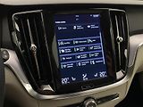 Volvo V60 D4 MOMENTUM AUT - náhled 38