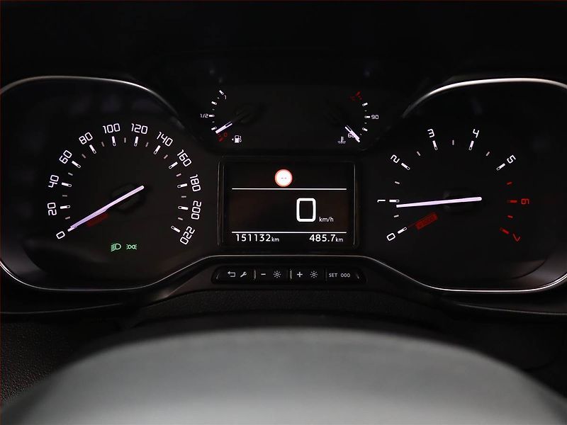 Citroën Berlingo (2019) Maxi Feel 1.5 BlueHDi, 5Míst - fotka 9 z 14
