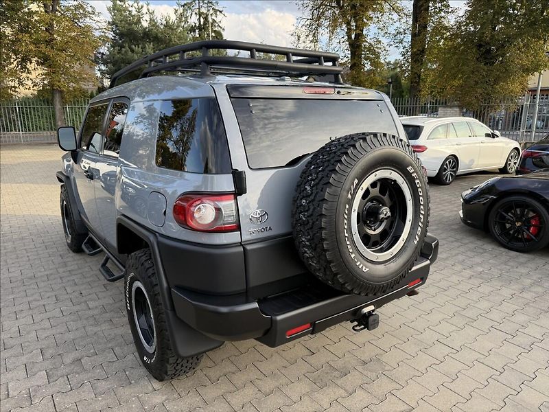 Toyota FJ 4,0 - fotka 5 z 33