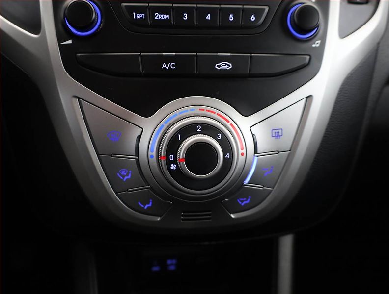 Hyundai ix20 (2017) 1.4 CVVT, ČR,1.maj, Serv.kniha - fotka 11 z 15