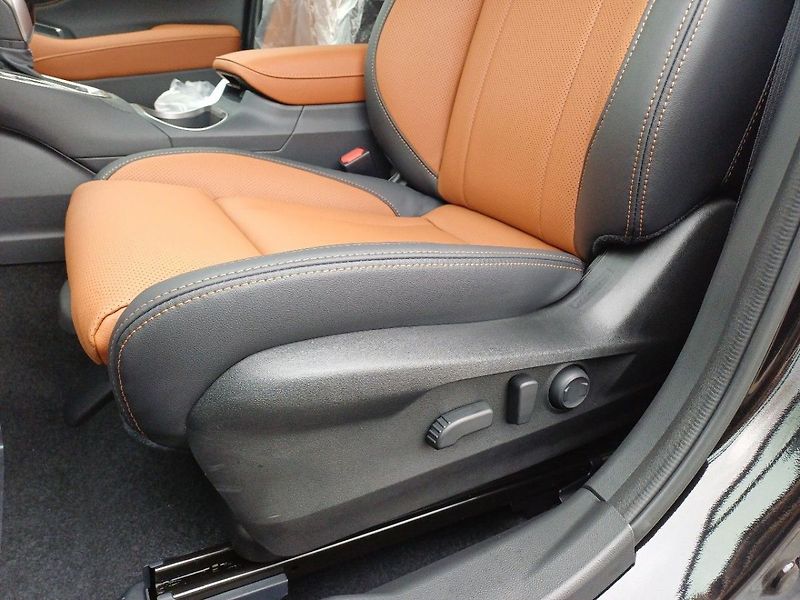 Subaru Outback Touring ES Lineartronic 2,5i 1 - fotka 19 z 28