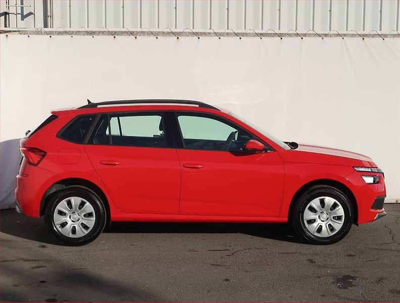 Škoda Kamiq (2020) Ambition Plus 1.0 TSI, ČR - fotka 6 z 19