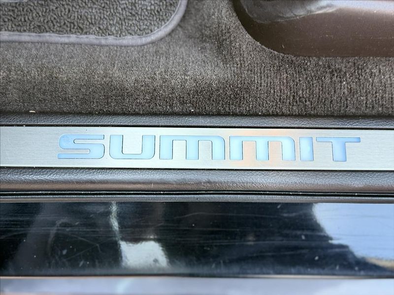 Jeep Grand Cherokee 3,0 CRD SUMMIT H&K awd záruka - fotka 39 z 42