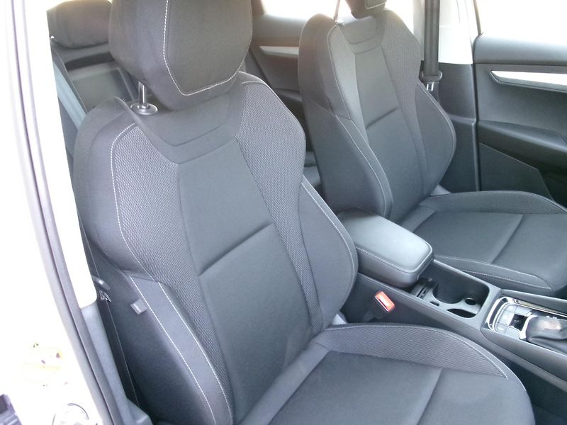 Škoda Karoq (2023) 2,0TDI DSG ACC BT  - fotka 20 z 28