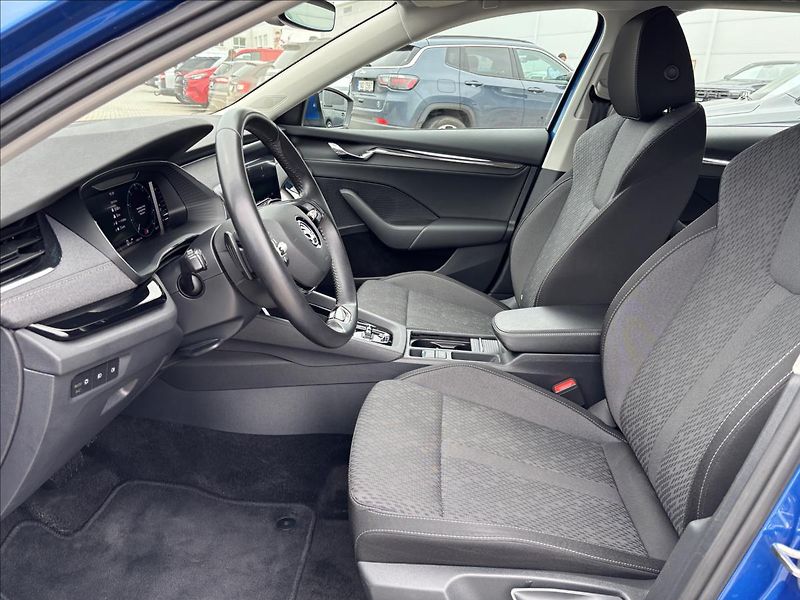 Škoda Octavia 2,0 TDI 110kW Style Aut - fotka 18 z 39