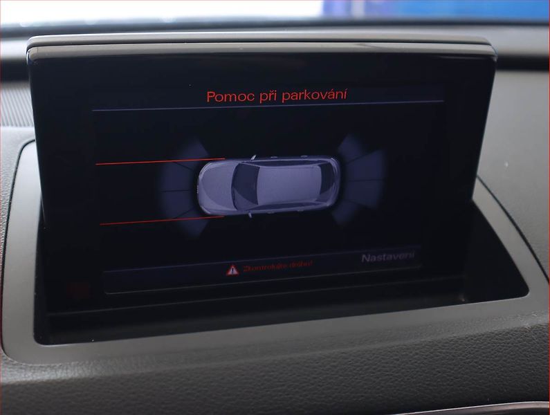Audi Q3 (2016) 2.0 TDI, Automat, Serv.kniha - fotka 21 z 21