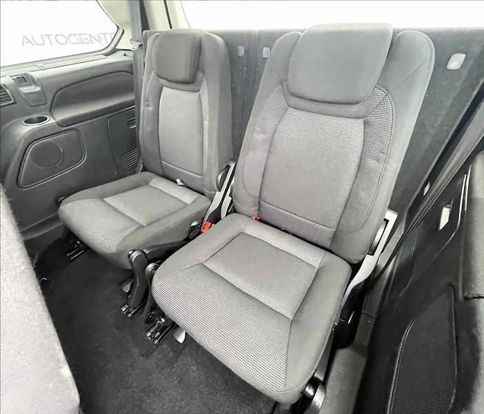 Ford Galaxy 2,0 TDCi,103kW,Titanium - fotka 27 z 27