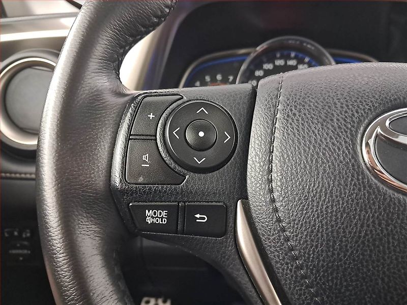Toyota RAV4 (2014) Selection 2.2 D-4D, 4X4 - fotka 18 z 21