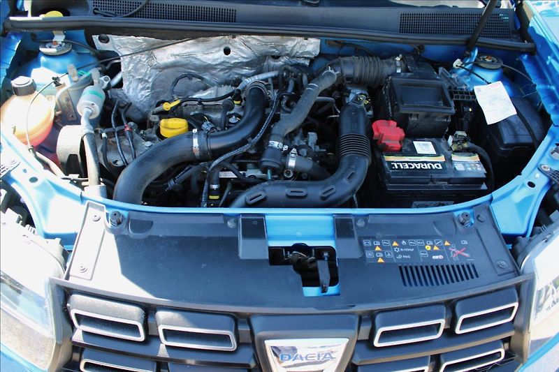 Dacia Sandero 0,9 STEPWAY KLIMA, SERVISKA - fotka 21 z 25