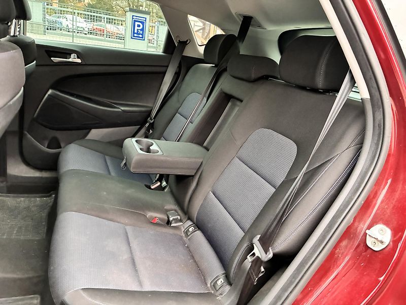 Hyundai Tucson 1.7CRDi 85kW TRIKOLOR PLUS  - fotka 13 z 23