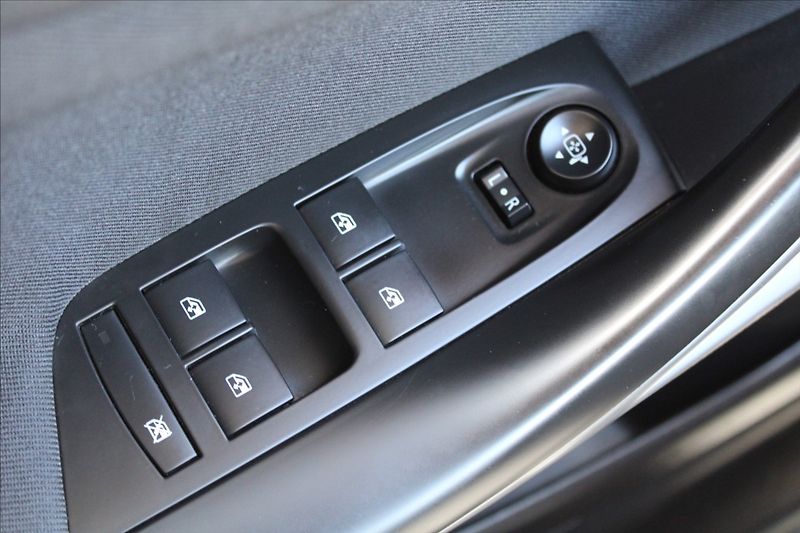 Opel Astra 1,4 i  NOVÉ V ČR,1.MAJITEL - fotka 17 z 27