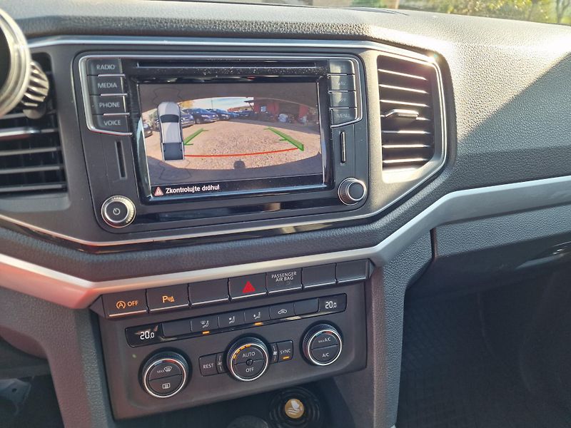 Volkswagen Amarok 3,0TDI 190KW HIGHLINE UZÁVĚRKA - fotka 11 z 14
