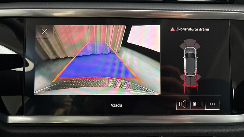 Audi Q3 1.5 35 TFSI S Tronic - fotka 12 z 29
