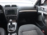Škoda Octavia (2009) 1.9 TDI, Serv.kniha, po STK - náhled 8