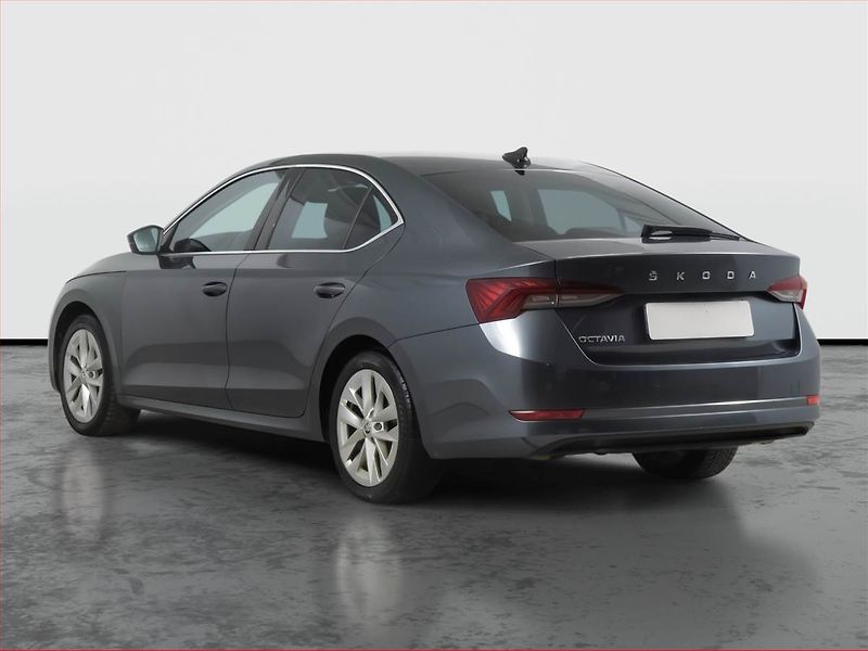 Škoda Octavia (2020) 2.0 TDI, Navi, Tempomat - fotka 4 z 19