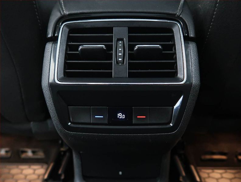 Škoda Kodiaq (2019) Style 2.0 TDI 4x4 - fotka 30 z 32