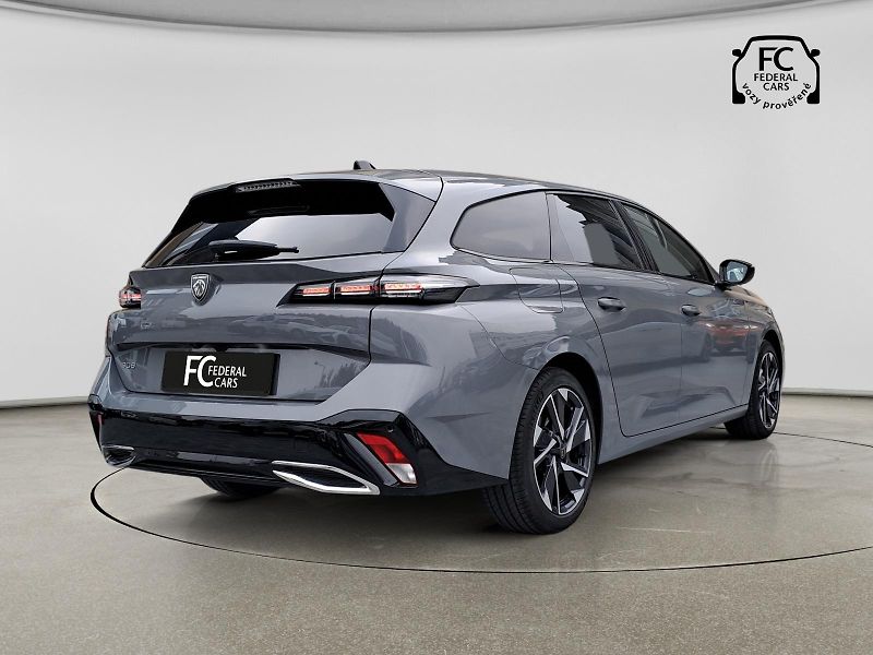 Peugeot 308 (2024) SW ALLURE 1.2 PureTech 130 AT8 - fotka 5 z 15