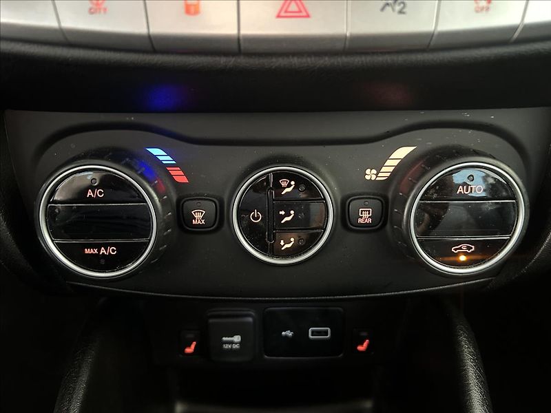 Fiat Tipo 1,4   STREET,SERVISKA,VYHŘ.SED - fotka 15 z 21