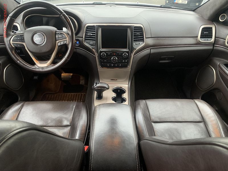 Jeep Grand Cherokee (2013) 3.0 CRD 4x4, AT, navi, kamera - fotka 8 z 21