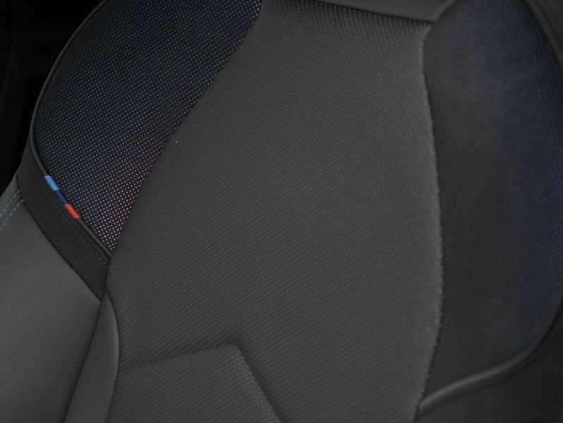 BMW i5 eDrive40 - fotka 20 z 22