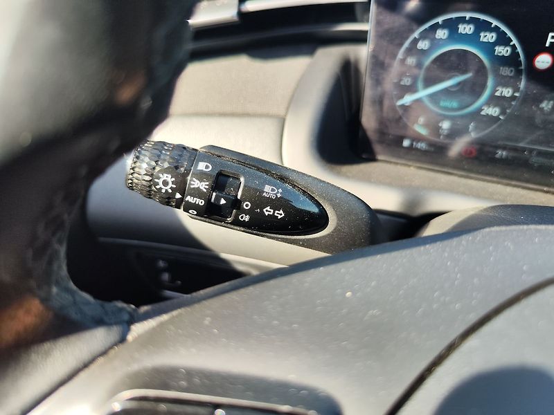 Hyundai Tucson 1.6 T-GDI/110kW smart DCT - fotka 30 z 40