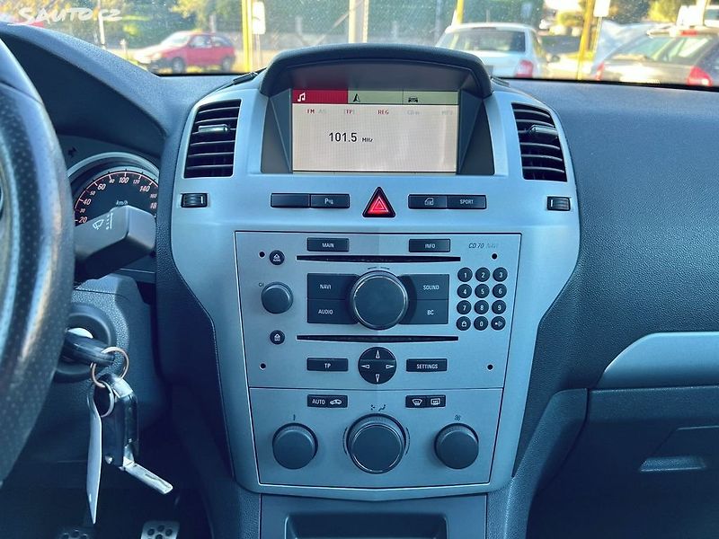 Opel Zafira (2008) 1.7 CDTi 92 kW 7 míst,Sport - fotka 16 z 20