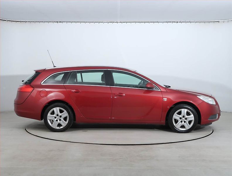 Opel Insignia (2009) 2.0 CDTI, po STK, oblíbený vůz - fotka 6 z 20