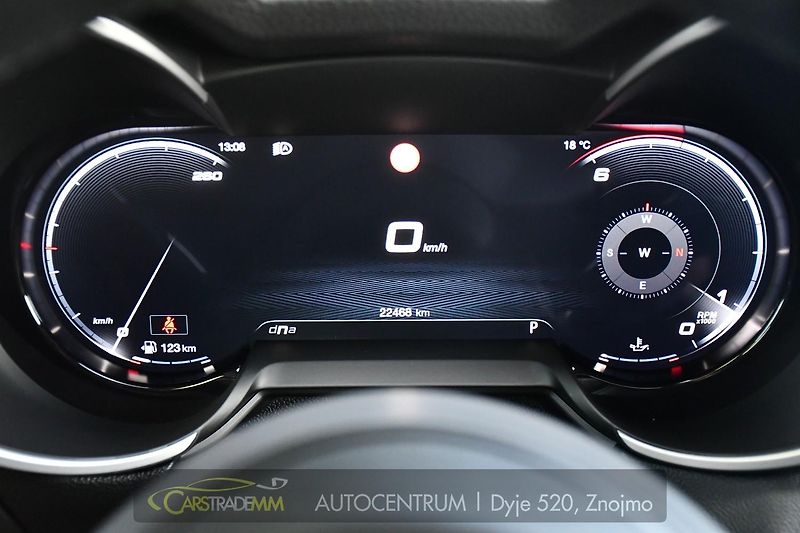Alfa Romeo Stelvio 2.2 Diesel 16V 154kW Veloce Q4 - fotka 37 z 44
