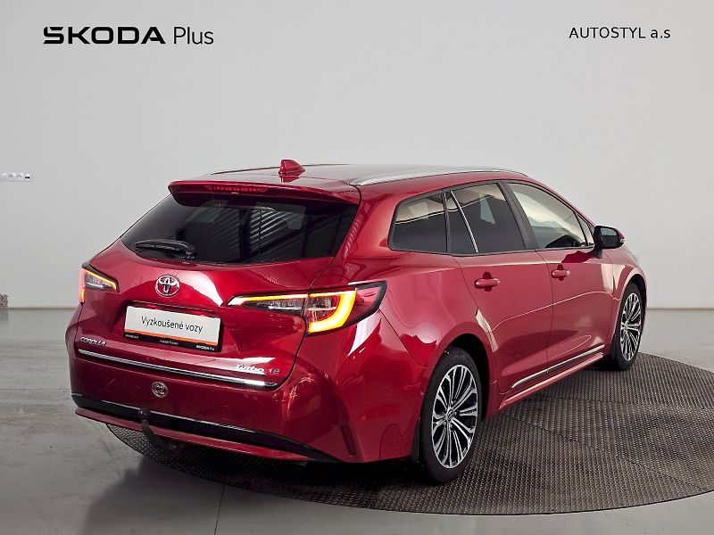 Toyota Corolla (2020) TS 1.2T 85kW TAŽNÉ - fotka 2 z 24