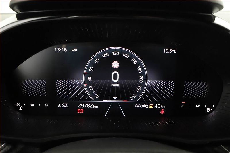 Škoda Fabia (2025) 1.0 TSI, Monte Carlo, FullLed - fotka 8 z 21