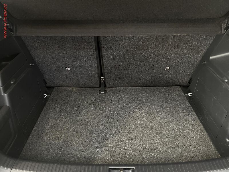 Škoda Fabia (2015) 1.2 TSI, ČR, autoAC - fotka 7 z 14