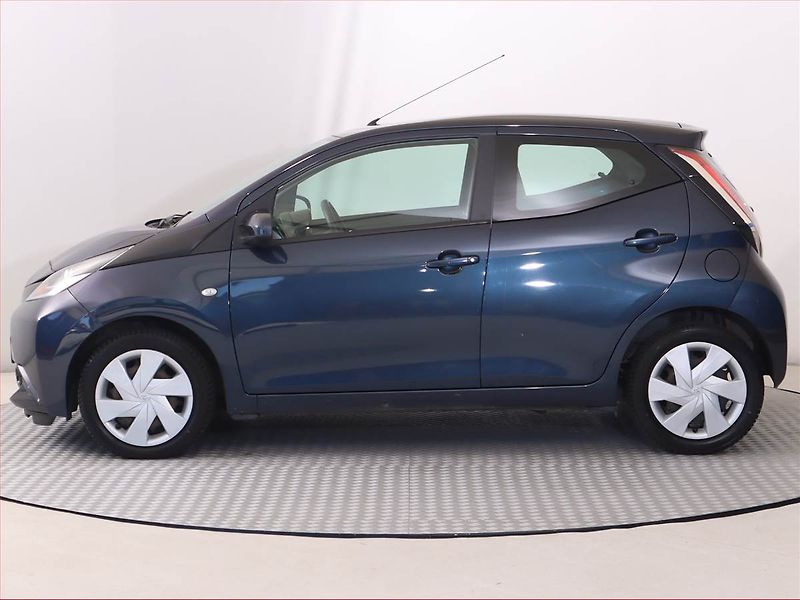Toyota Aygo (2018) 1.0 VVT-i, Automat, Serv.kniha - fotka 3 z 17