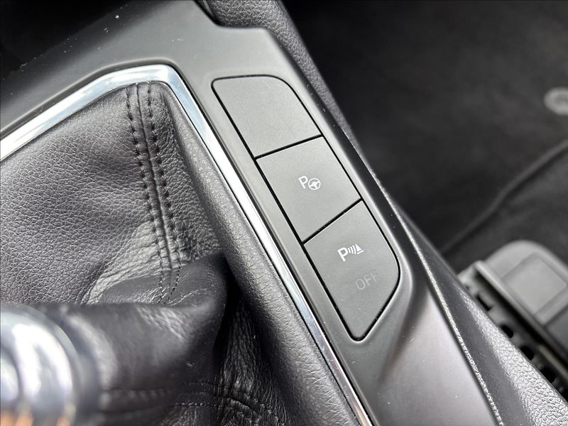 Ford Kuga 1,5 EcoBlue 88kW Titanium X - fotka 39 z 49