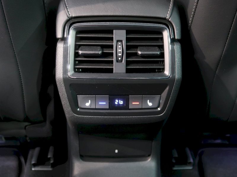 Škoda Kodiaq (2023) STYLE 2.0TDI 110KW DSG WEBASTO - fotka 42 z 47