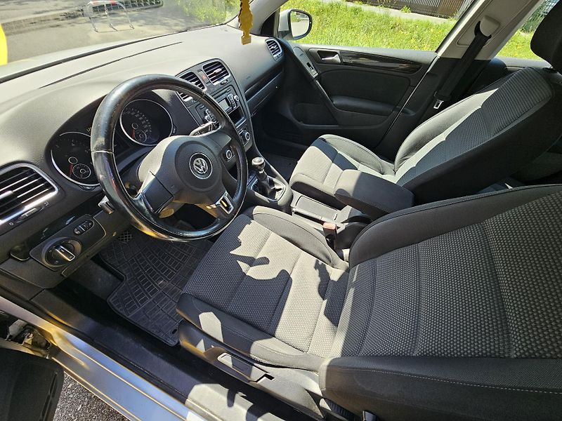 Volkswagen Golf (2008) 6 2.0TDI KLIMA - fotka 9 z 20