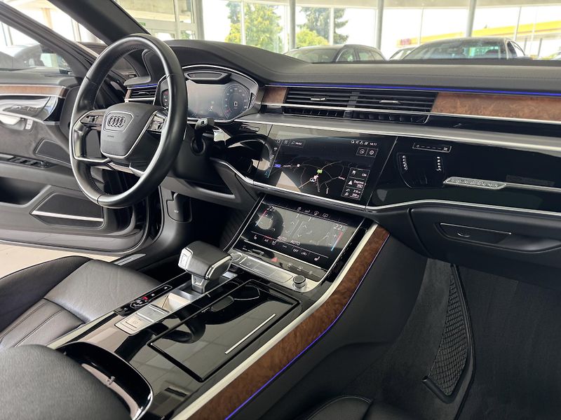 Audi A8 50TDI Q*Vzduch*REZERVACE! - fotka 14 z 49