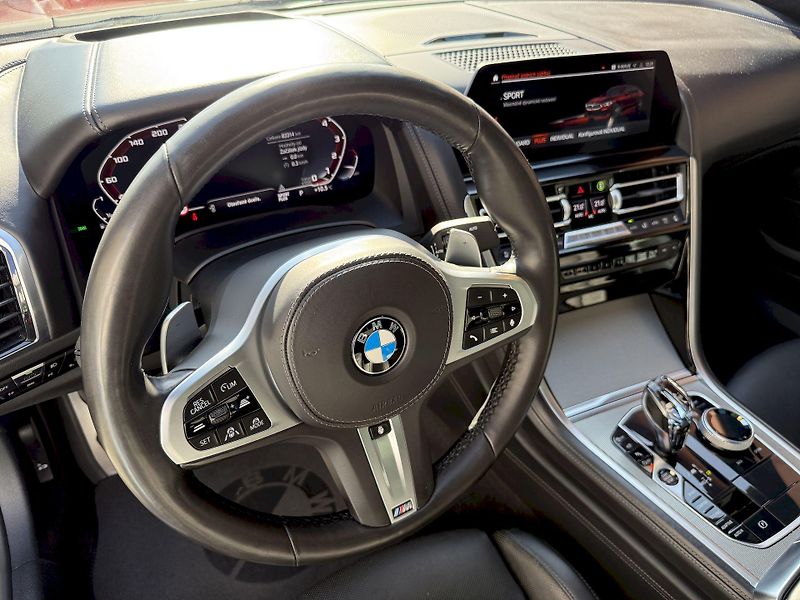 BMW Řada 8 M850ix GC M-Sport Carbon Indiv - fotka 37 z 49