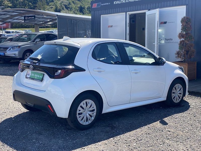 Toyota Yaris 1.5i, ČR-1m, ComTech, DPH - fotka 7 z 26