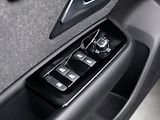 Citroën C5 X 1,2 PT 130k Aut. Feel 1.Maj - náhled 15