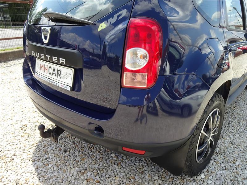 Dacia Duster 1,5 DCi 81kW 4x4 - fotka 14 z 42