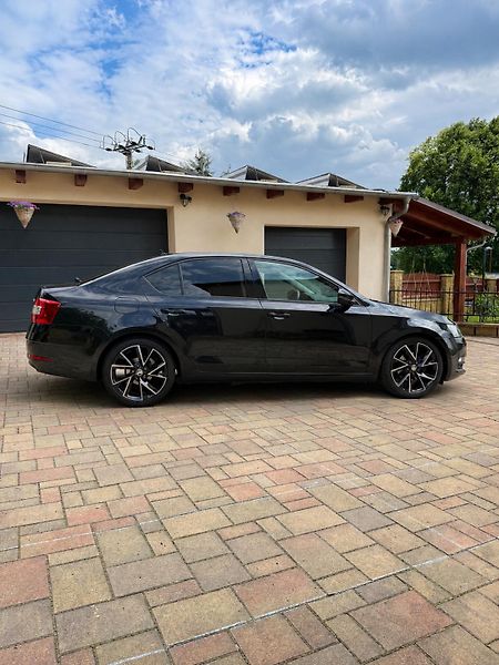 Škoda Octavia (2019) Ambition Plus 1,5 TSi 110kW ČR - fotka 5 z 32