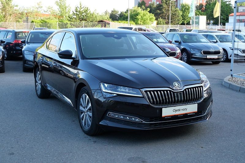 Škoda Superb - fotka 3 z 6