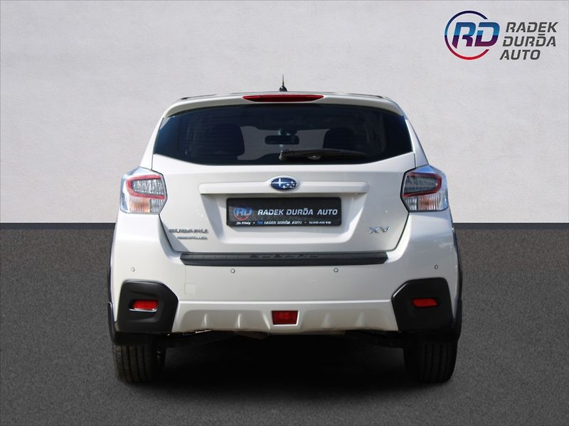 Subaru XV 2,0 i  ČR,1.MAJITEL,4x4 - fotka 6 z 25
