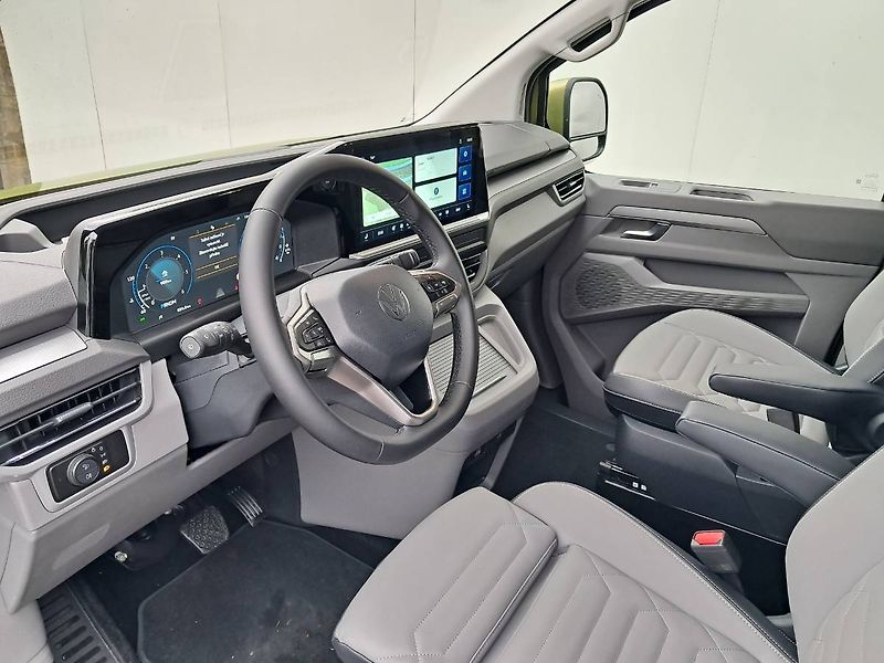 Volkswagen Caravelle (2025) Style 2.0 TDI / 125 kW 4MOTION - fotka 19 z 30